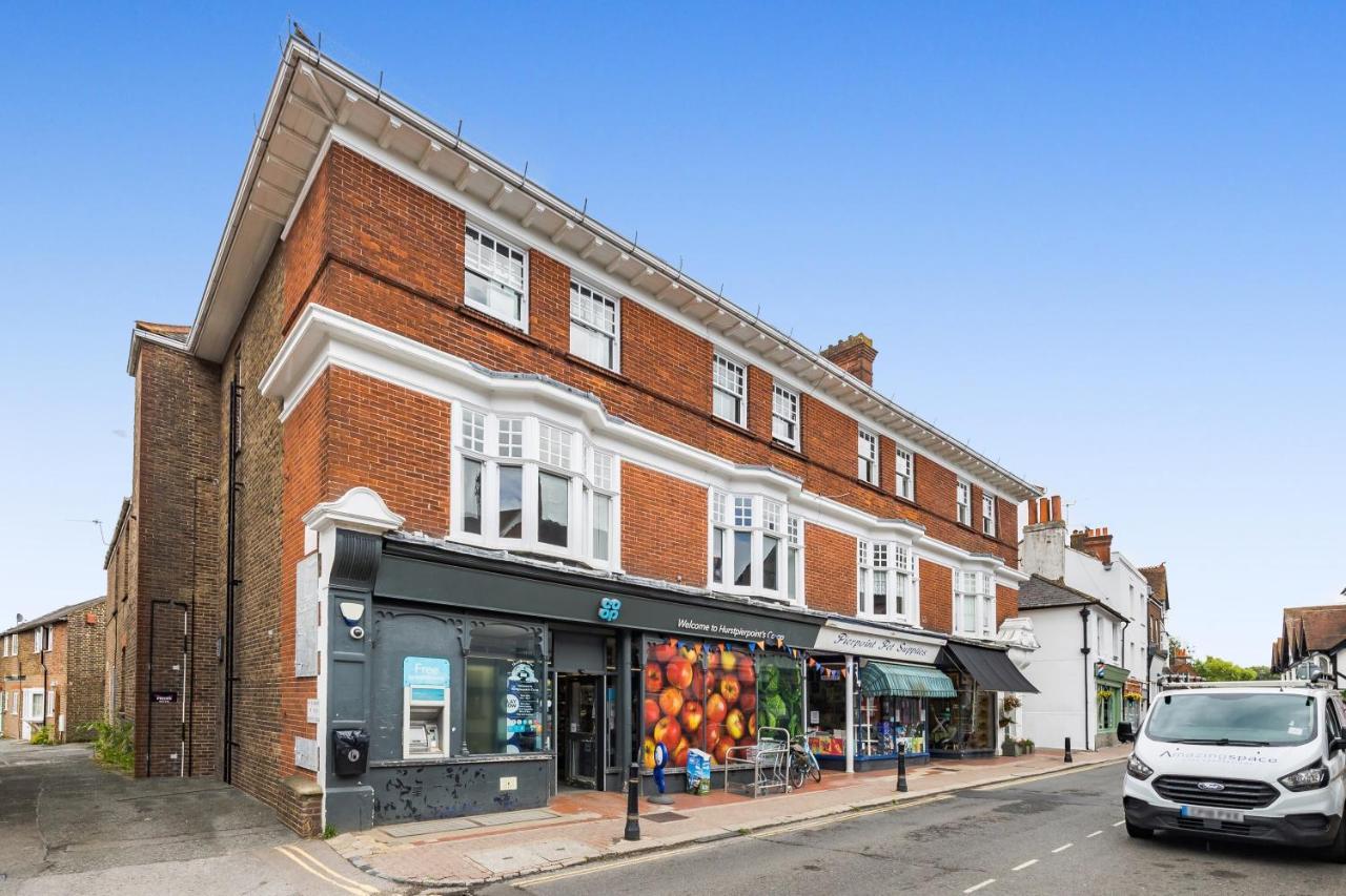 Ascot House Apartment Hurstpierpoint Exterior photo